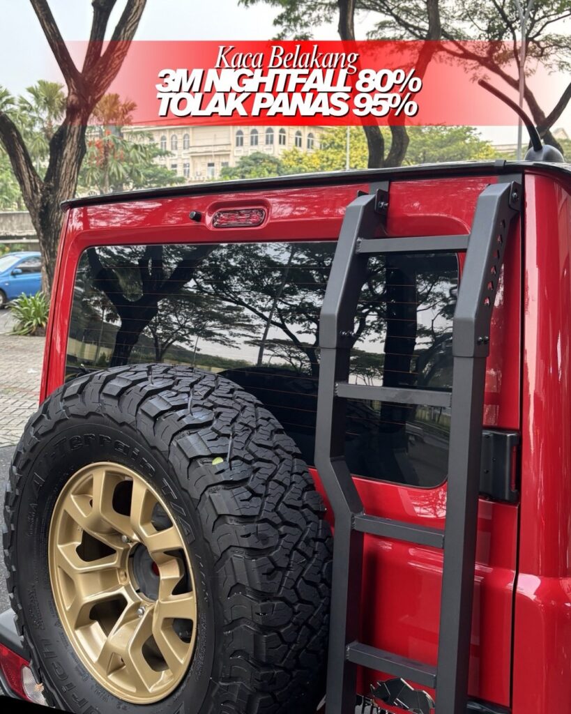 Tampilan 3M Nightfall 80% di Kaca Belakang