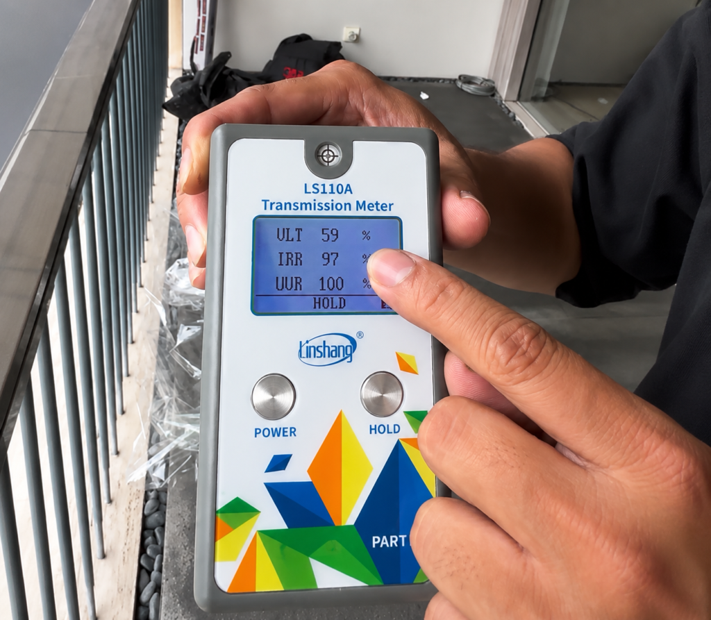 Pengetesan Kaca Film Ilumi Nano 20% Menggunakan Transmission Meter by Kalatin